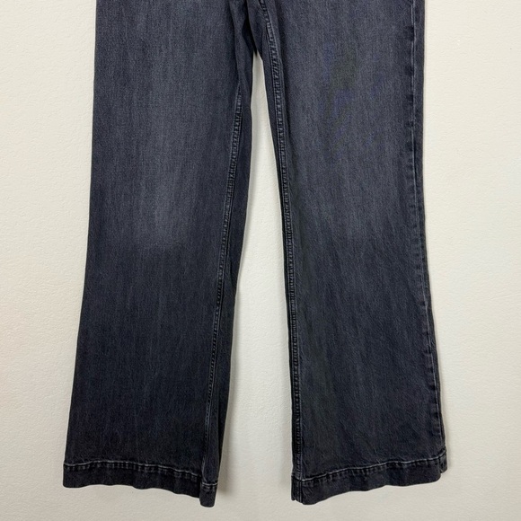 & Other Stories Women's Black High Waisted Bootcut
Wide Leg Denim Jeans Size 30 - Picture 3 of 10